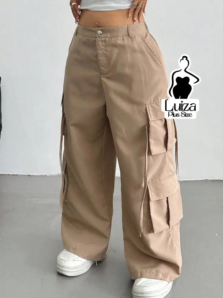 Calça Cargo Wide Leg Cintura Alta Bolsos Laterais Plus Size
