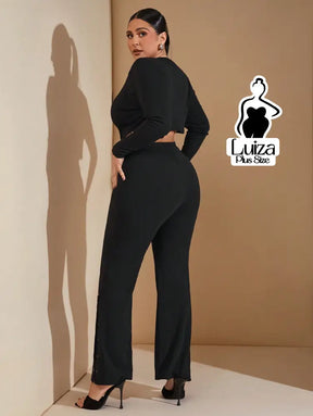 Calça Flare Alfaiataria Botões Laterais Plus Size