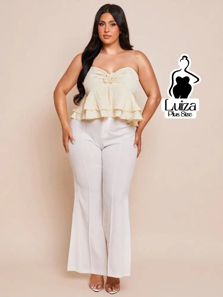 Calça Flare Alfaiataria Cintura Alta Recortes Plus Size