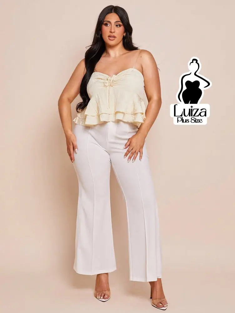 Calça Flare Alfaiataria Cintura Alta Recortes Plus Size