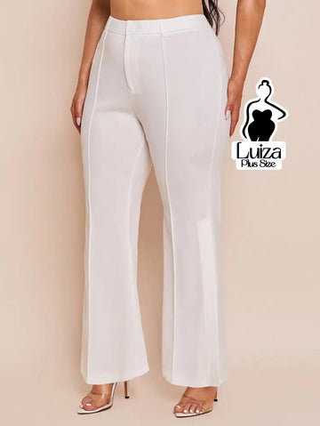 Calça Flare Alfaiataria Cintura Alta Recortes Plus Size