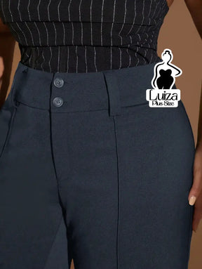 Calça Flare Cintura Alta Botões Recorte Alfaiataria Plus Size