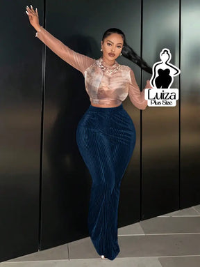 Calça Flare Cintura Alta Veludo Canelado Listrado Plus Size