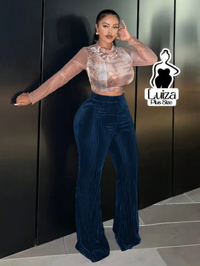 Calça Flare Cintura Alta Veludo Canelado Listrado Plus Size