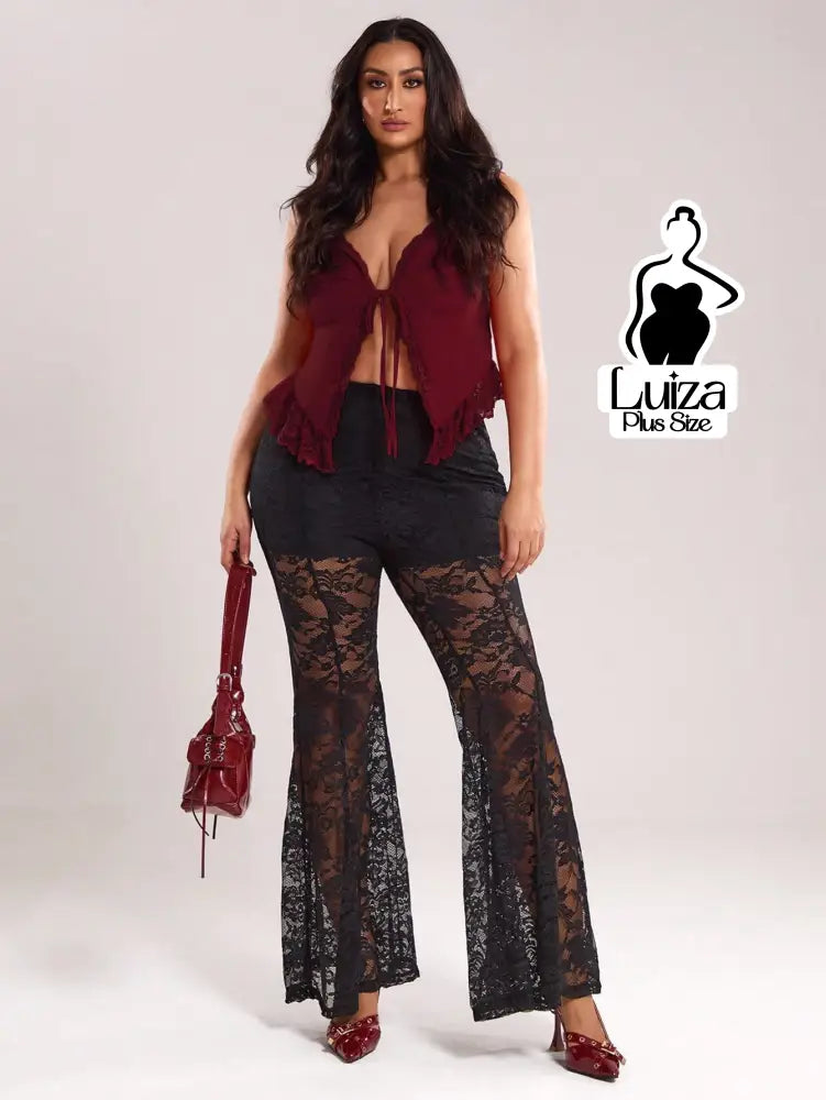 Calça Flare Transparente Renda Sofisticada Plus Size