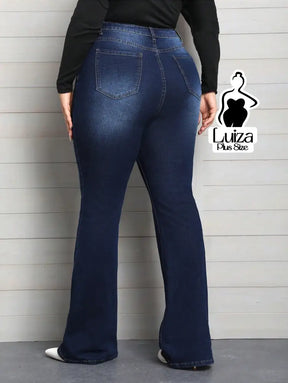 Calça Jeans Flare Cintura Alta Lavagem Escura Plus Size