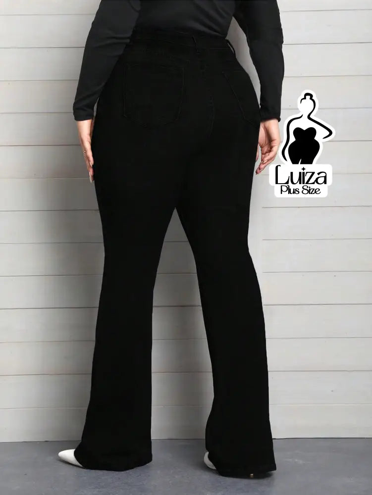 Calça Jeans Flare Cintura Alta Lavagem Escura Plus Size