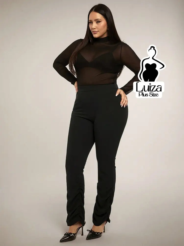 Calça Justa Cintura Alta Barra Franzida Plus Size