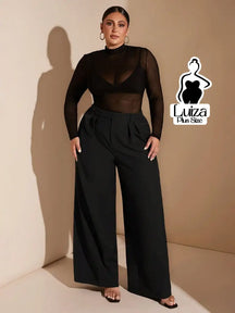 Calça Pantalona Alfaiataria Cintura Alta Com Pregas Plus Size