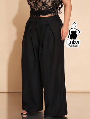 Calça Pantalona Alfaiataria Pregas Amplas Plus Size