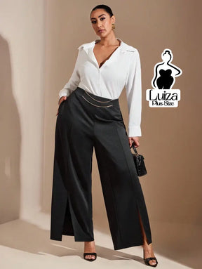Calça Pantalona Cintura Alta Fenda Corrente Plus Size