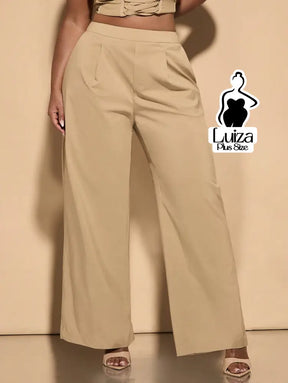 Calça Pantalona Cintura Alta Recorte No Cós Plus Size