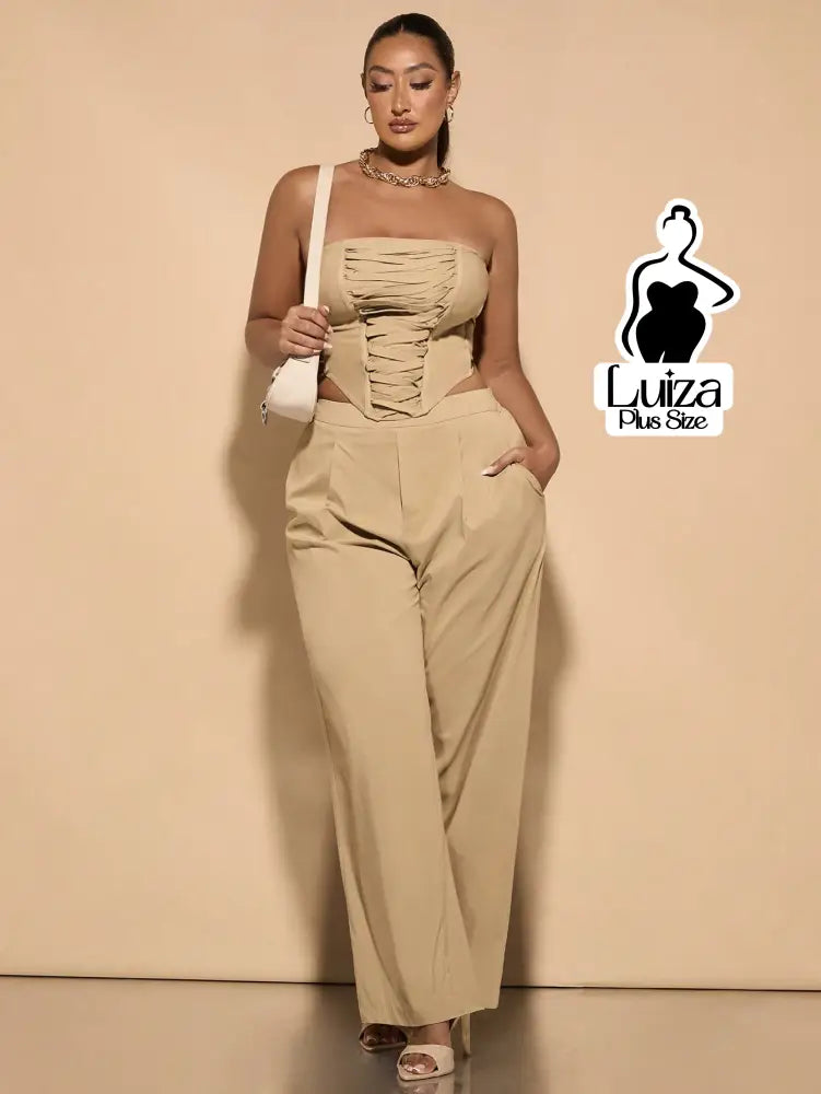 Calça Pantalona Cintura Alta Recorte No Cós Plus Size