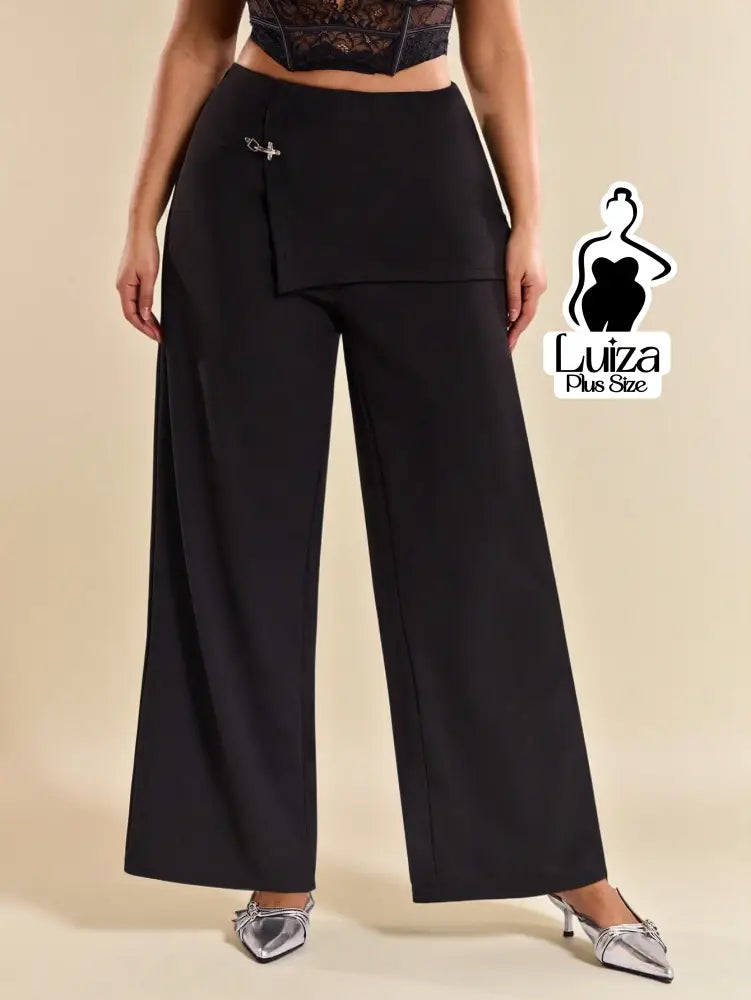 Calça Pantalona Cintura Alta Sobreposição Assimétrica Plus Size