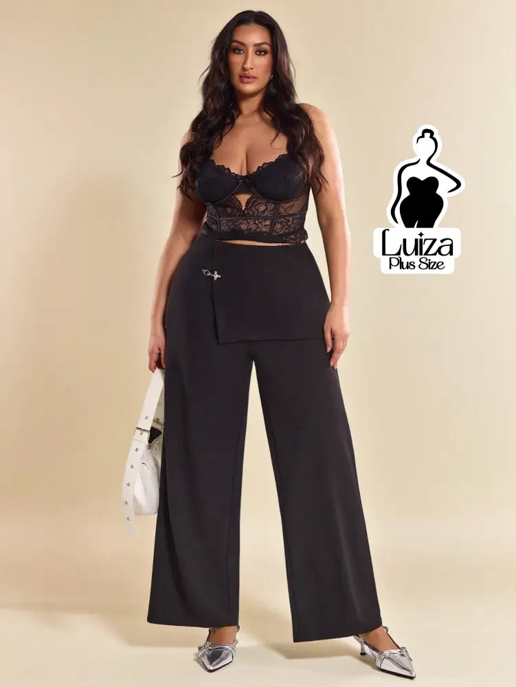 Calça Pantalona Cintura Alta Sobreposição Assimétrica Plus Size