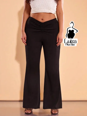Calça Pantalona Cintura Alta Tecido Acetinado Plus Size