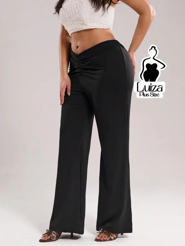 Calça Pantalona Cintura Alta Tecido Acetinado Plus Size