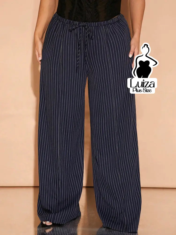 Calça Pantalona Listrada Amarração Na Cintura Plus Size