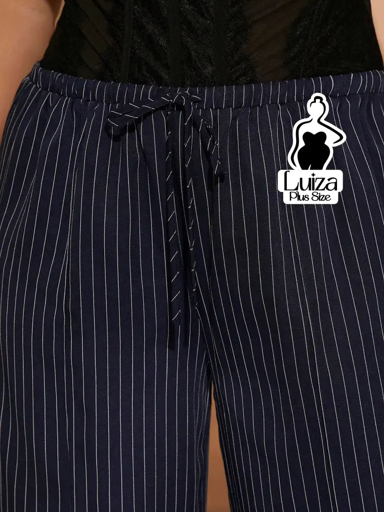 Calça Pantalona Listrada Amarração Na Cintura Plus Size
