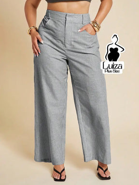 Calça Pantalona Listrada Cintura Alta Estilo Chic Plus Size