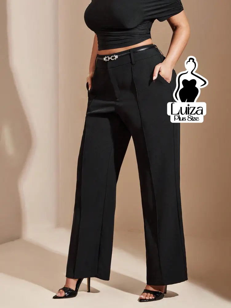 Calça Reta Alfaiataria Cintura Alta Pregas Plus Size