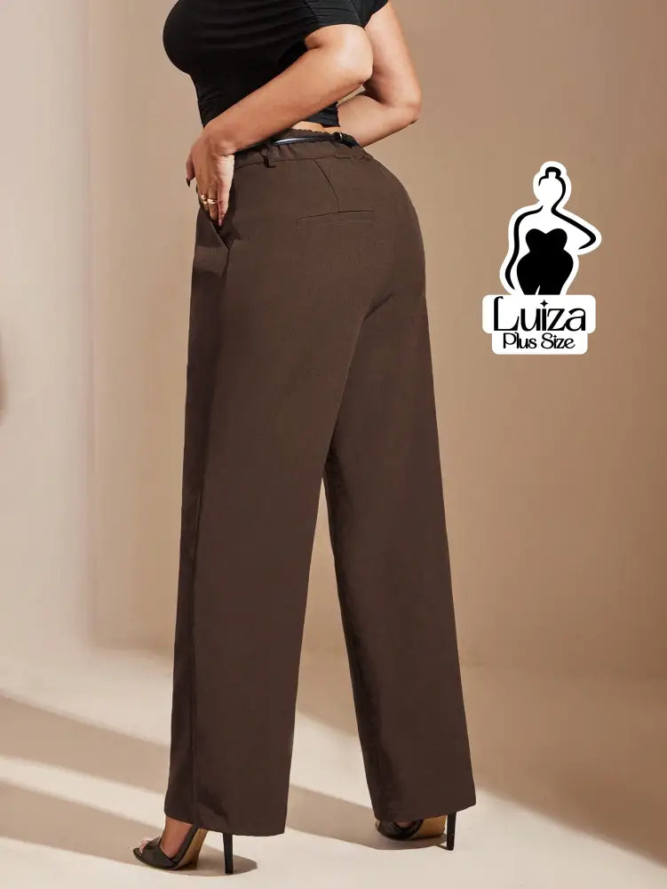 Calça Reta Alfaiataria Cintura Alta Pregas Plus Size