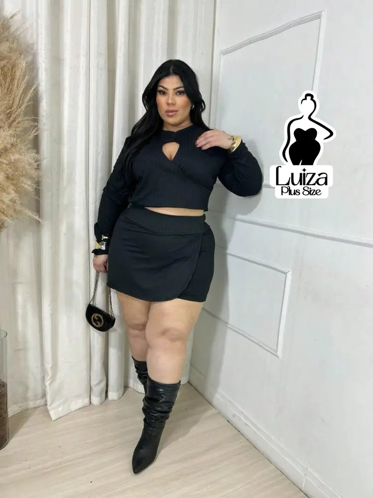 Conjunto Saia Curta Blusa Manga Longa Recortes Plus Size