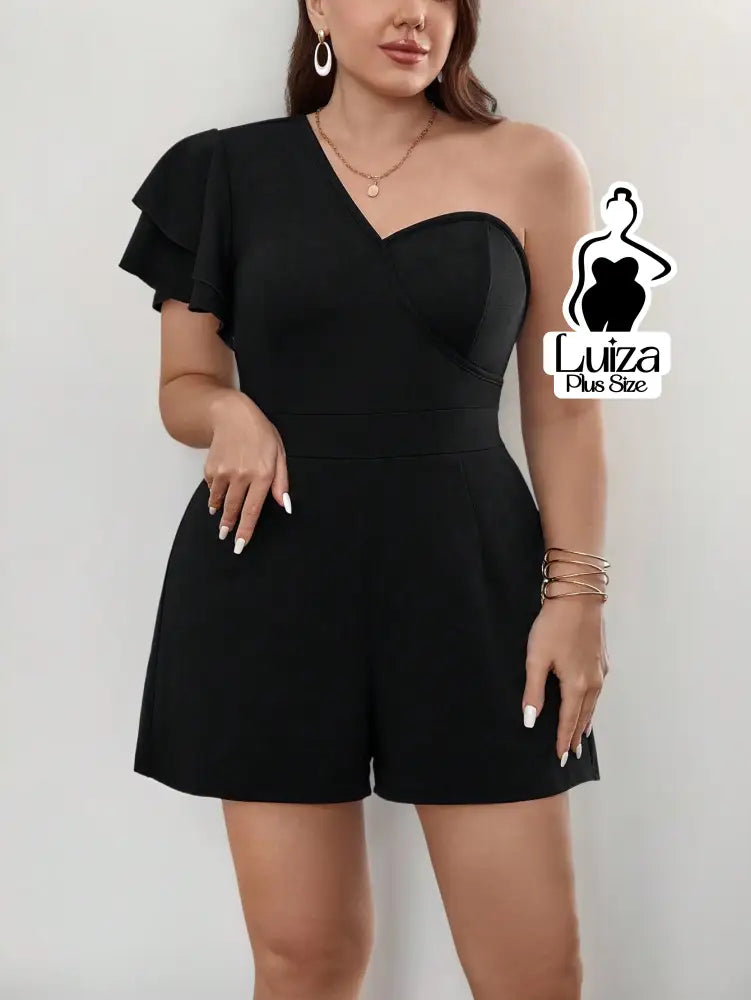 Macacão Curto Um Ombro Só Babado Assimétrico Plus Size