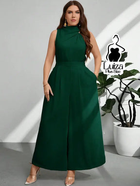 Macacão Longo Sem Mangas Gola Alta Drapeada Plus Size