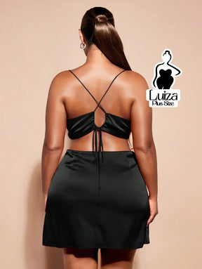 Vestido Curto Alças Finas Decote Drapeado Plus Size