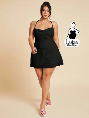 Vestido Curto Alças Finas Decote Reto Plus Size