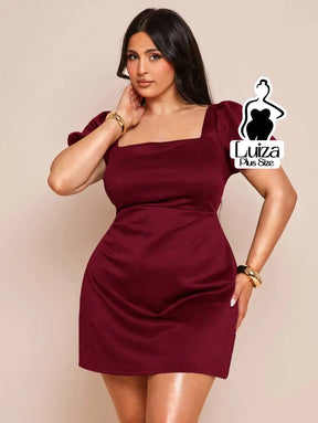Vestido Curto Cetim Manga Bufante Decote Quadrado Plus Size