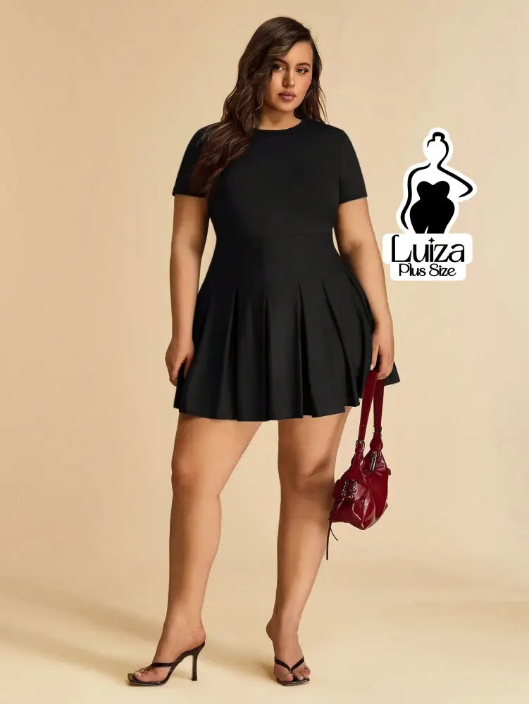 Vestido Curto Godê Plissado Manga Curta Plus Size