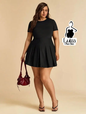 Vestido Curto Godê Plissado Manga Curta Plus Size