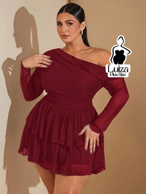 Vestido Curto Ombro Só Manga Longa Saia Rodada Plus Size