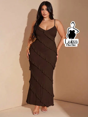 Vestido Longo Babados Diagonais Alça Fina Plus Size