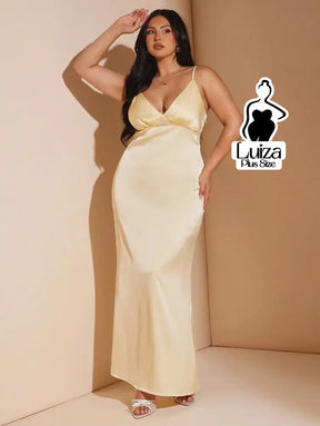 Vestido Longo Cetim Decote V Alça Fina Plus Size