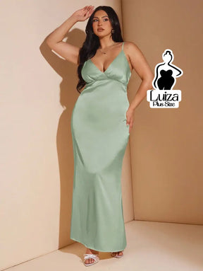 Vestido Longo Cetim Decote V Alça Fina Plus Size