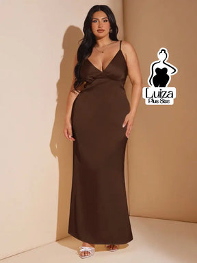 Vestido Longo Cetim Decote V Alça Fina Plus Size