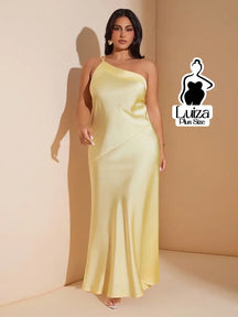 Vestido Longo Cetim Um Ombro Só Costas Abertas Plus Size