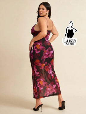 Vestido Longo Estampado Floral Recortes Transparência Plus Size