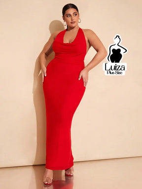 Vestido Longo Frente Única Decote Profundo Plus Size