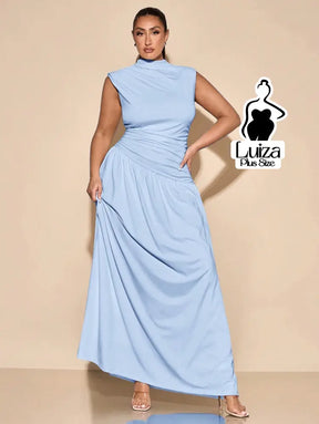 Vestido Longo Gola Alta Cintura Drapeada Saia Ampla Plus Size