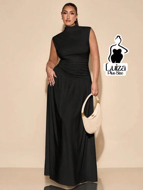 Vestido Longo Gola Alta Cintura Drapeada Saia Ampla Plus Size