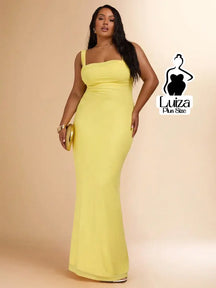 Vestido Longo Justo Costas Abertas Amarração Plus Size