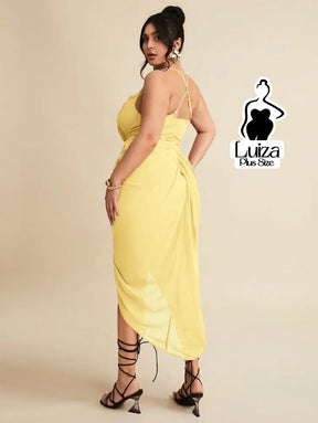 Vestido Longo Justo Drapeado Fenda Profunda Plus Size