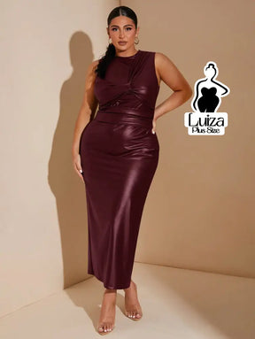 Vestido Longo Justo Sem Mangas Material Sintético Plus Size