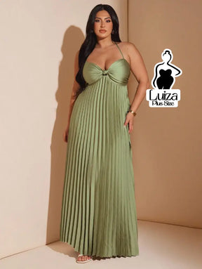 Vestido Longo Plissado Busto Torcido Costas Abertas Plus Size
