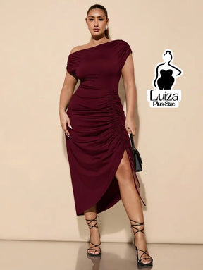 Vestido Longo Um Ombro Drapeado Fenda Sofisticado Plus Size