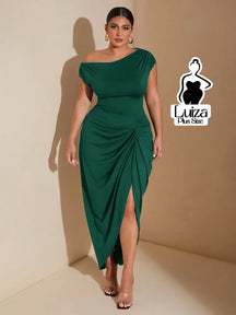 Vestido Longo Um Ombro Fenda Sofisticado Plus Size